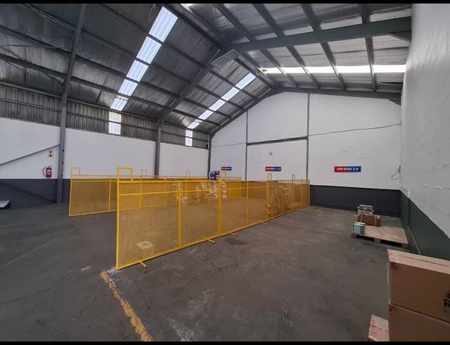 545M² WAREHOUSE TO LET IN BLACKHEATH INDUSTRIAL